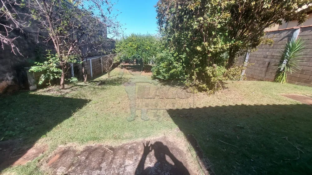 Alugar Casas / Padrão em Ribeirão Preto R$ 2.800,00 - Foto 1