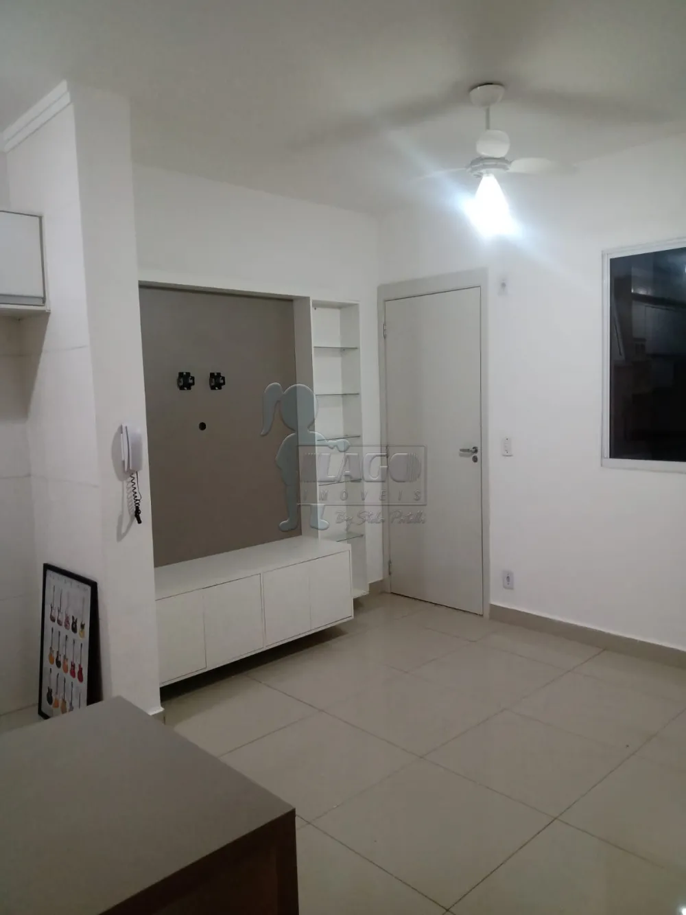 Alugar Apartamentos / Padrão em Ribeirão Preto R$ 1.000,00 - Foto 1