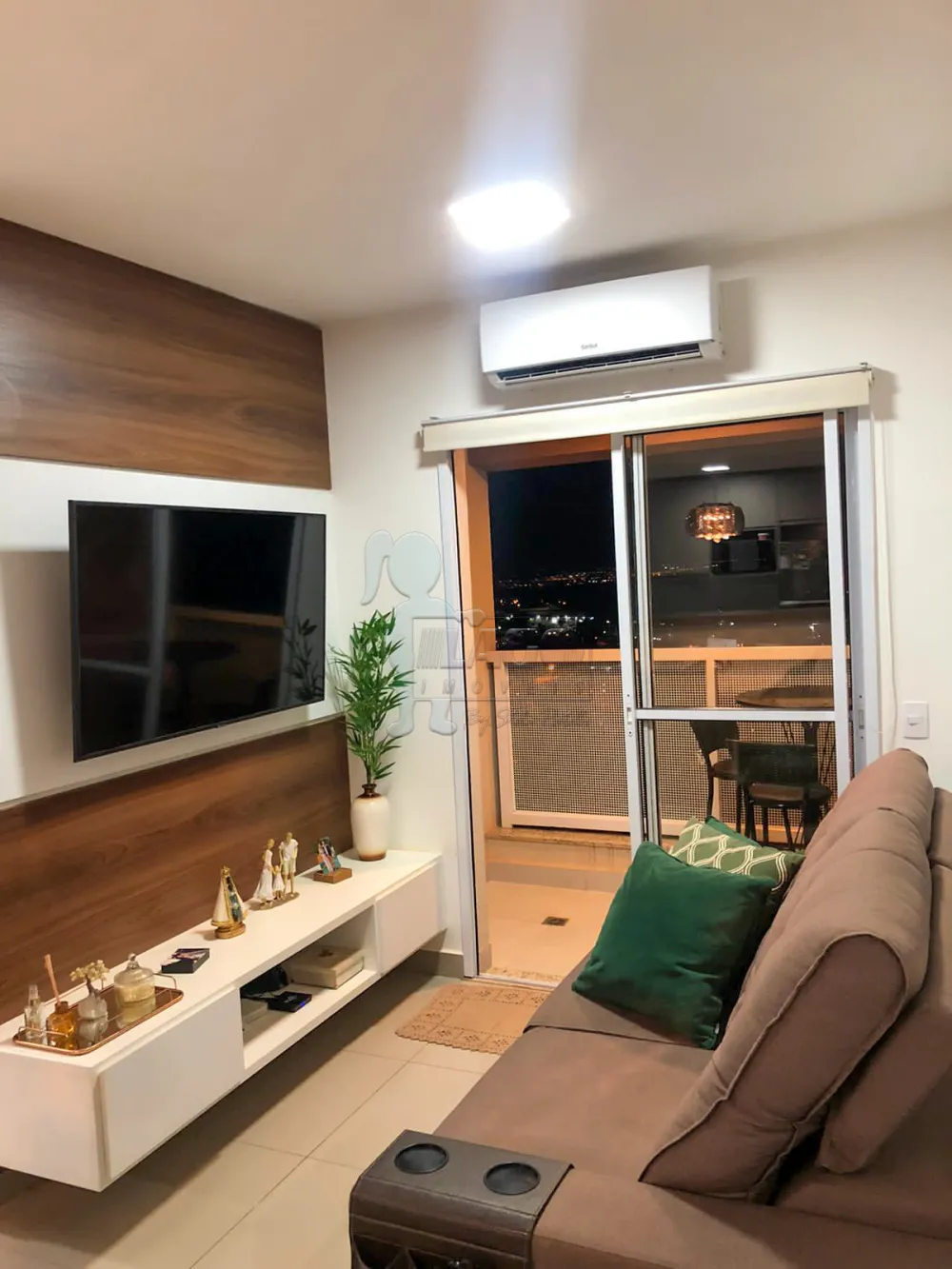 Comprar Apartamentos / Padrão em Ribeirão Preto R$ 749.000,00 - Foto 4