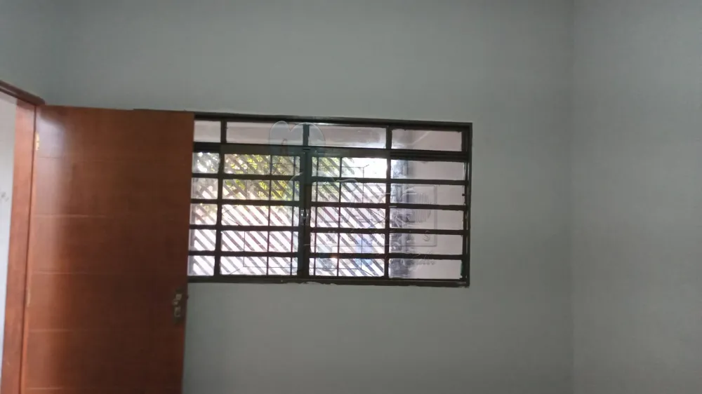 Alugar Casas / Padrão em Ribeirão Preto R$ 1.210,00 - Foto 3