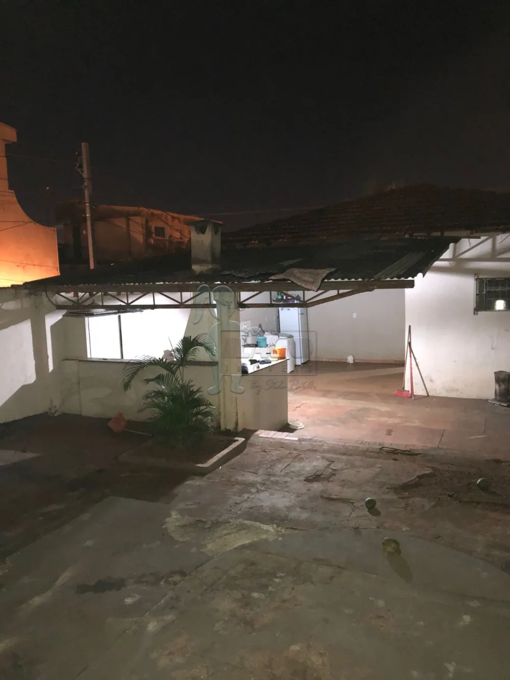 Alugar Casas / Padrão em Ribeirão Preto R$ 1.620,00 - Foto 2