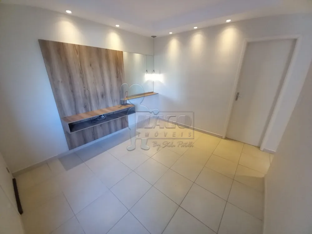 Alugar Apartamentos / Padrão em Ribeirão Preto R$ 700,00 - Foto 1