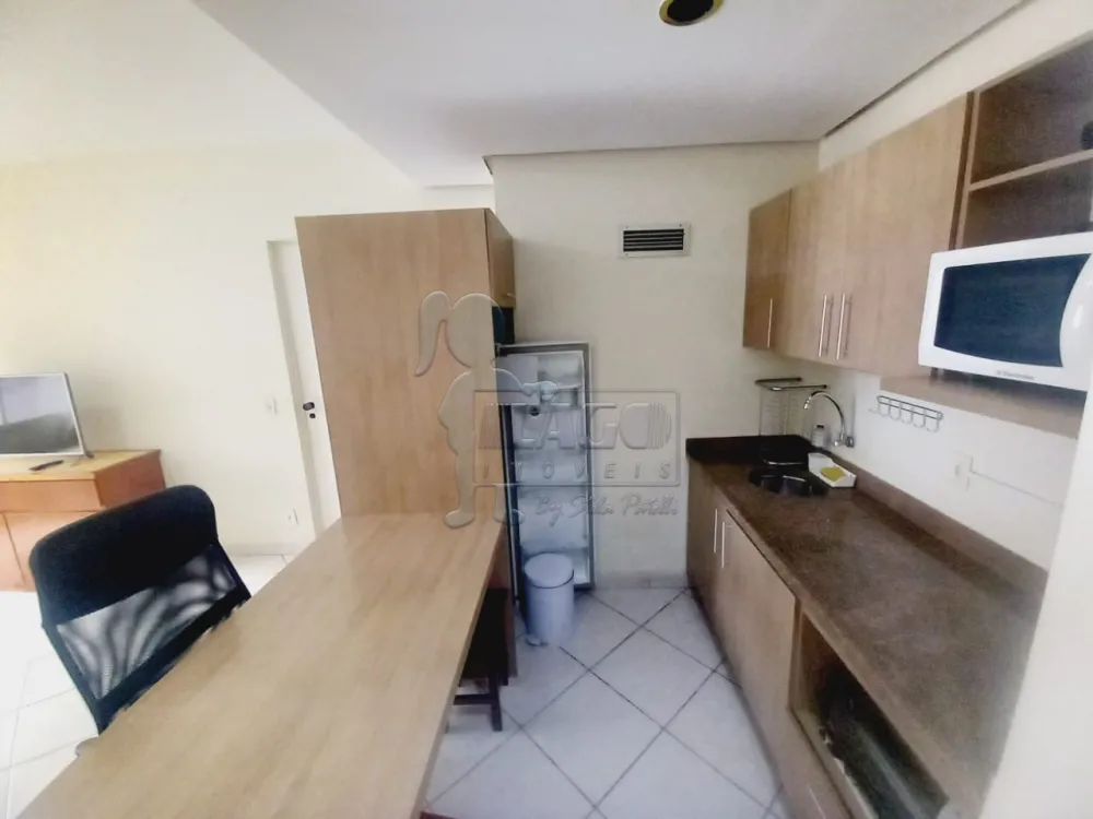 Alugar Apartamentos / Padrão em Ribeirão Preto R$ 2.500,00 - Foto 3