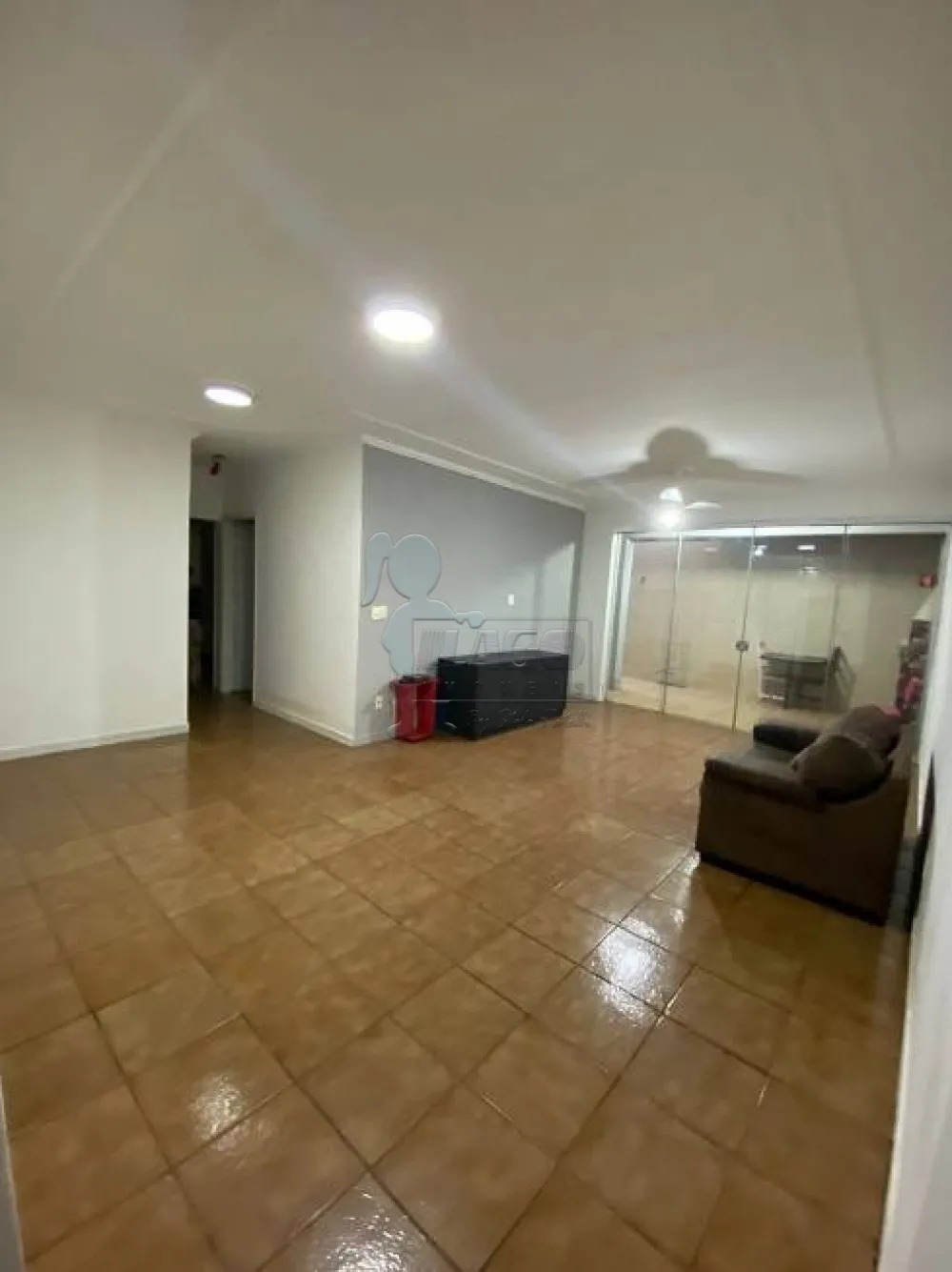 Alugar Apartamentos / Padrão em Ribeirão Preto R$ 2.000,00 - Foto 1