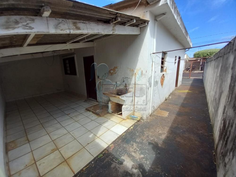 Alugar Casas / Padrão em Ribeirão Preto R$ 850,00 - Foto 8