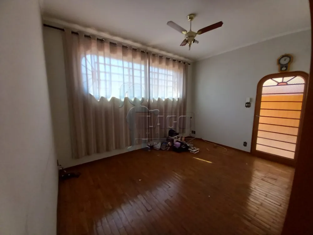 Alugar Casas / Padrão em Ribeirão Preto R$ 1.300,00 - Foto 1