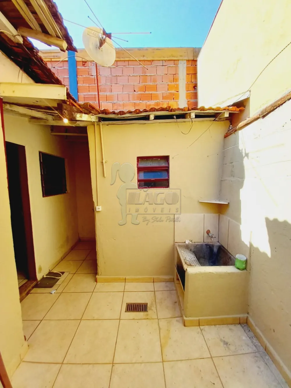 Alugar Casas / Padrão em Ribeirão Preto R$ 700,00 - Foto 8