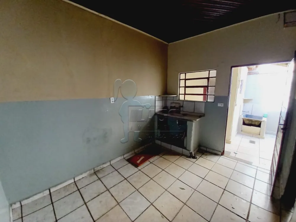 Alugar Casas / Padrão em Ribeirão Preto R$ 700,00 - Foto 5