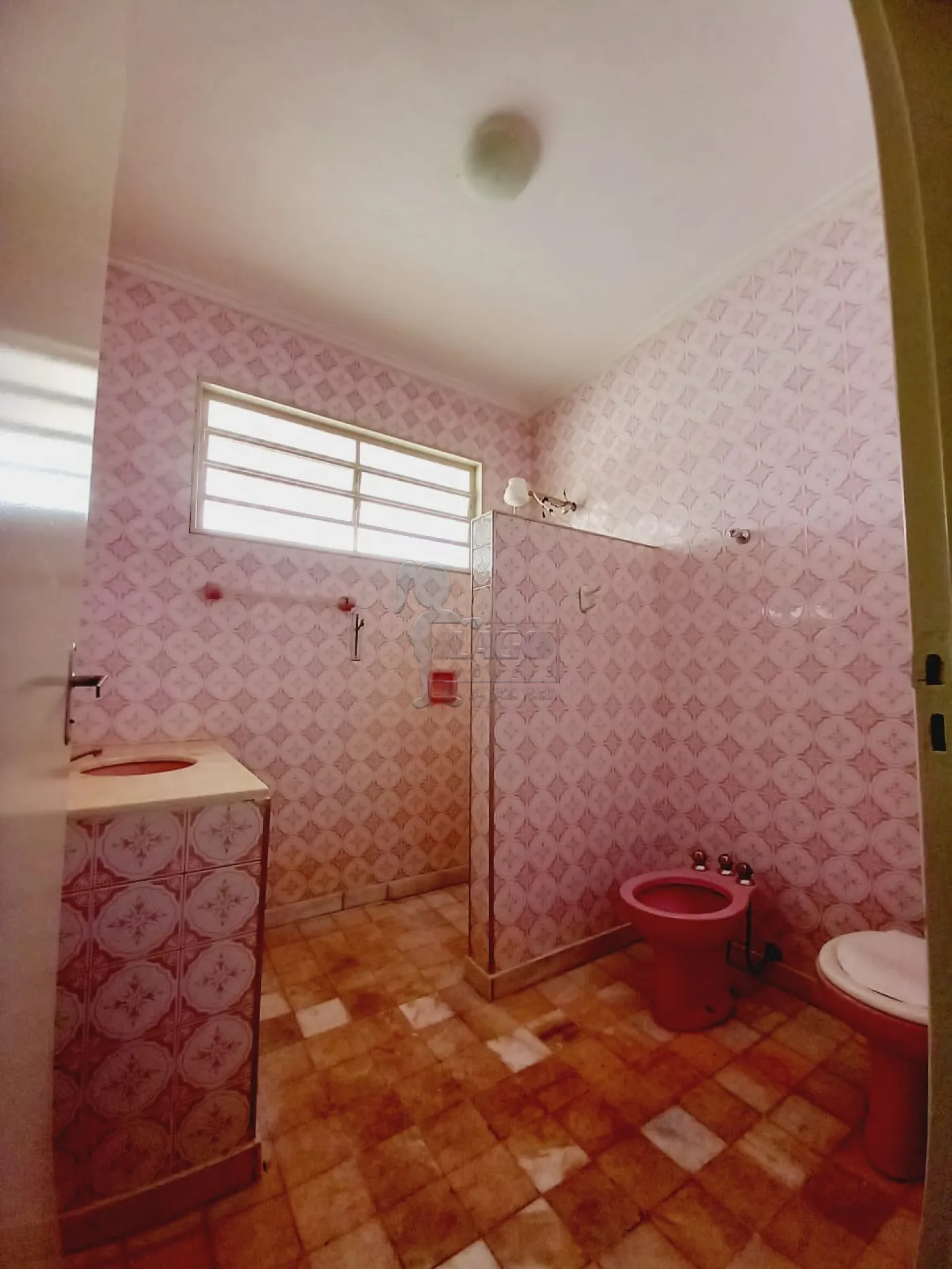 Alugar Casas / Padrão em Ribeirão Preto R$ 3.300,00 - Foto 9