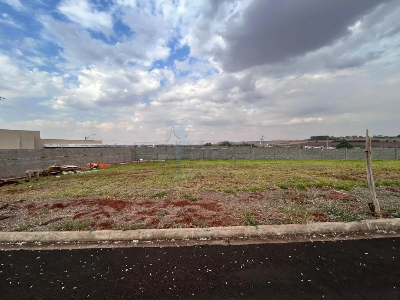 Comprar Terreno / Padrão em Bonfim Paulista R$ 147.000,00 - Foto 2