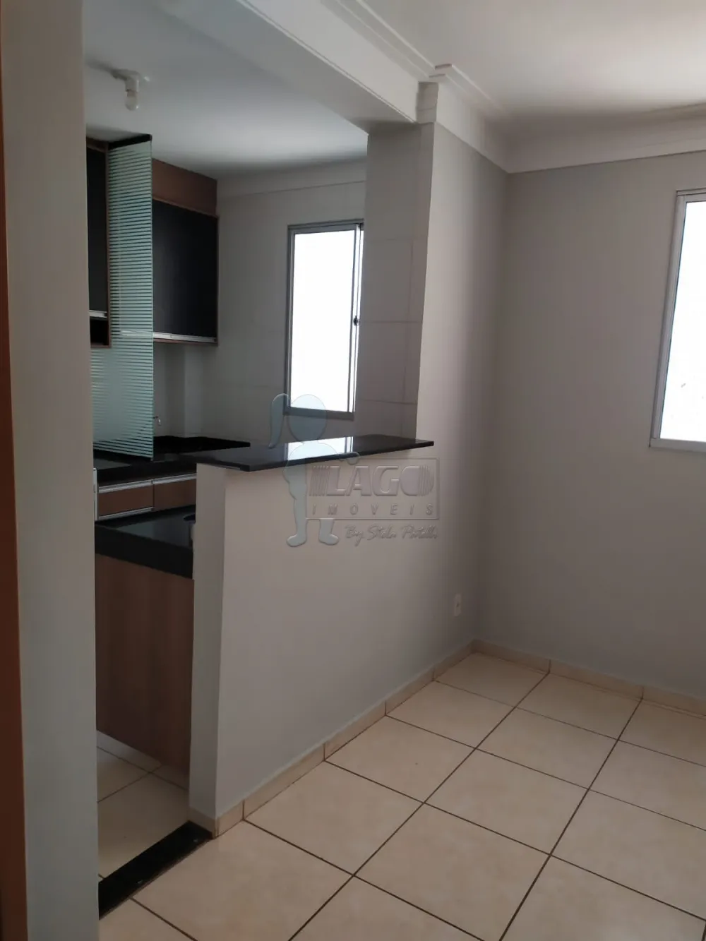Alugar Apartamentos / Padrão em Ribeirão Preto R$ 790,00 - Foto 2