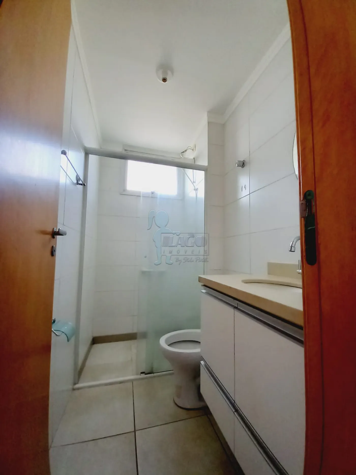 Alugar Apartamentos / Padrão em Ribeirão Preto R$ 1.150,00 - Foto 3