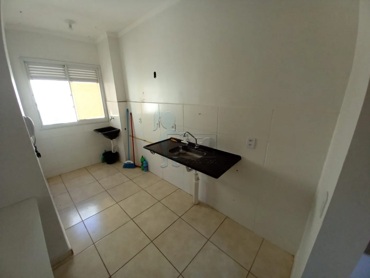 Alugar Apartamentos / Padrão em Ribeirão Preto R$ 800,00 - Foto 3