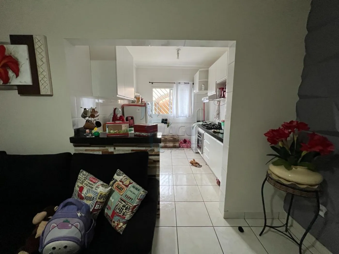 Comprar Casas / Padrão em Ribeirão Preto R$ 270.000,00 - Foto 2