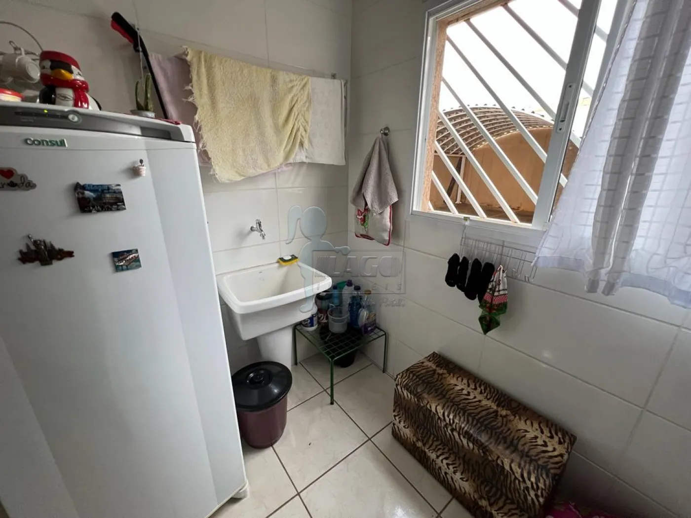 Comprar Casas / Padrão em Ribeirão Preto R$ 270.000,00 - Foto 4