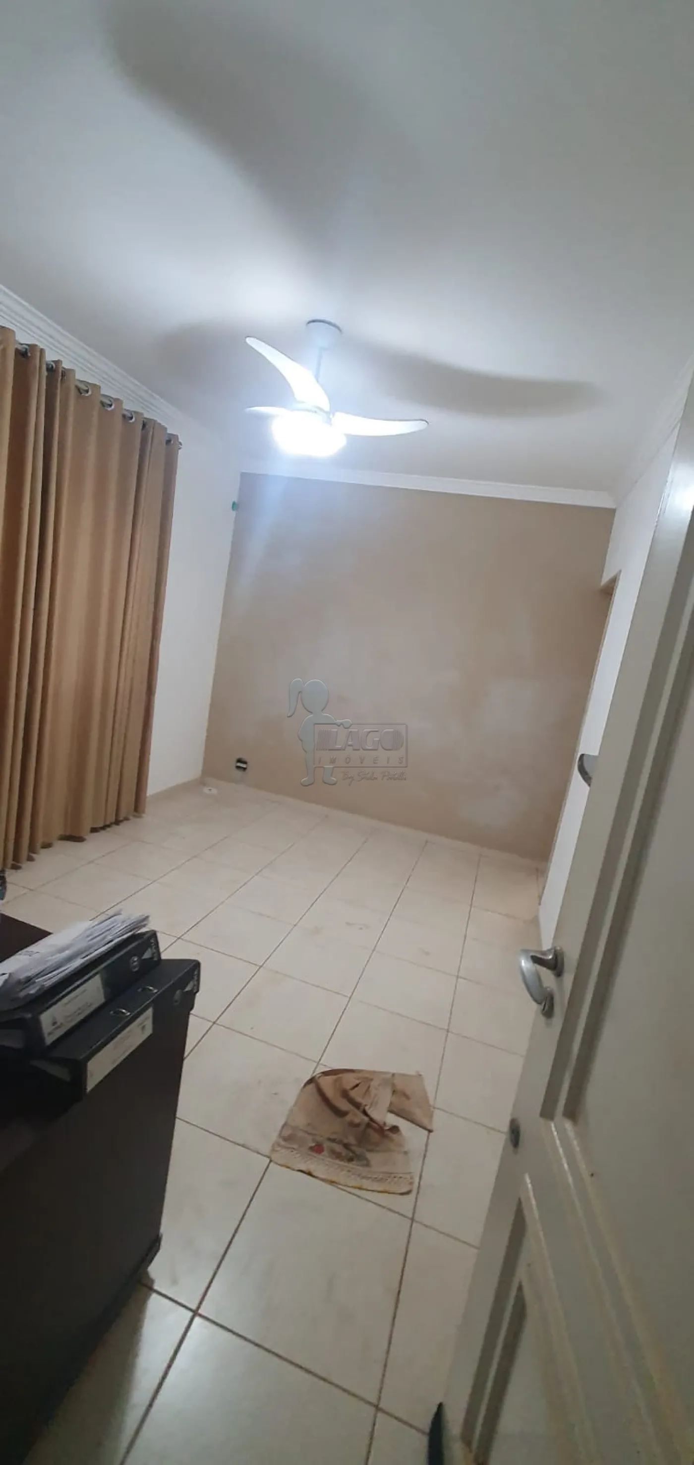 Alugar Apartamentos / Padrão em Ribeirão Preto R$ 1.400,00 - Foto 2