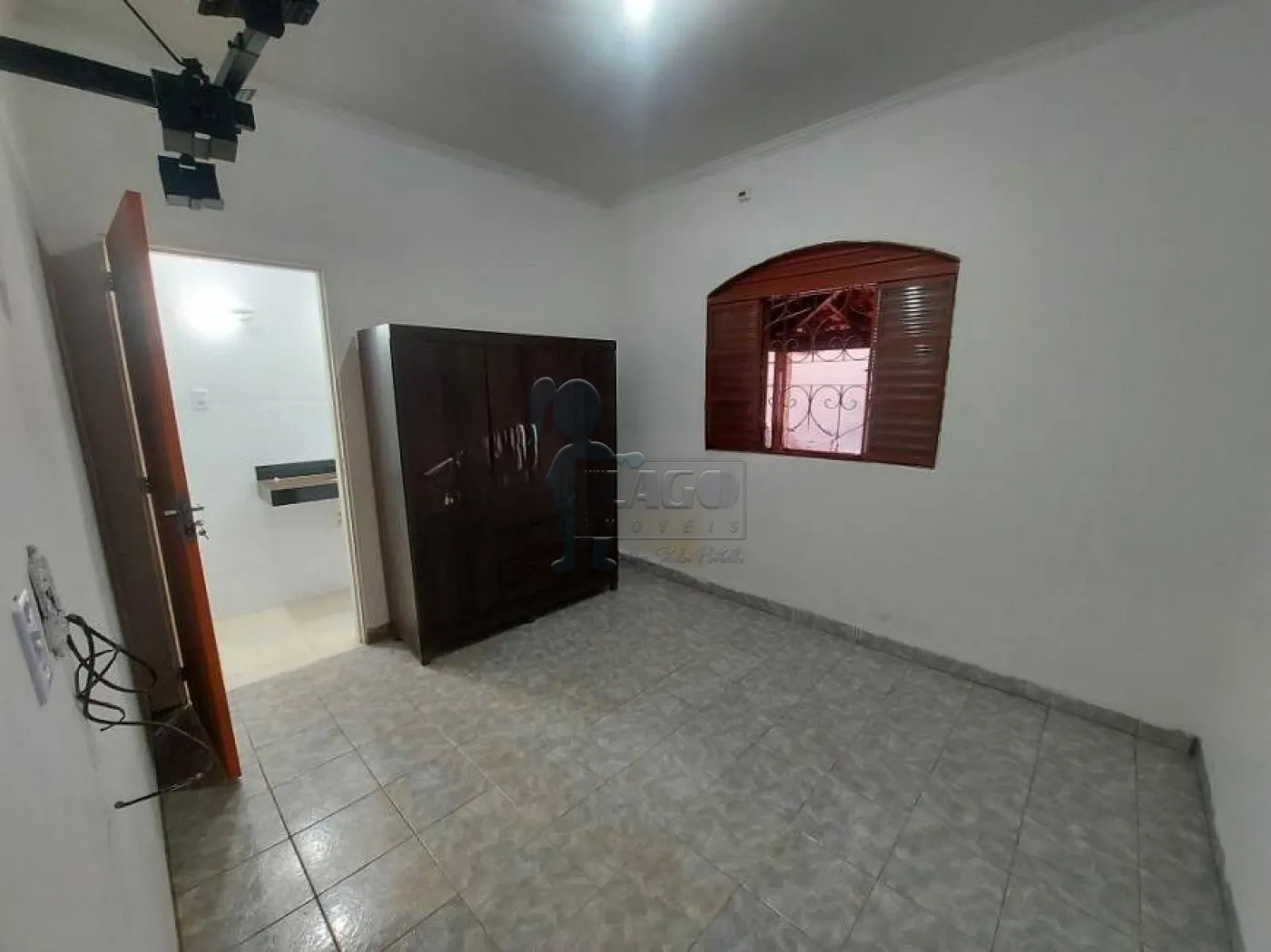 Alugar Casas / Padrão em Ribeirão Preto R$ 2.000,00 - Foto 10