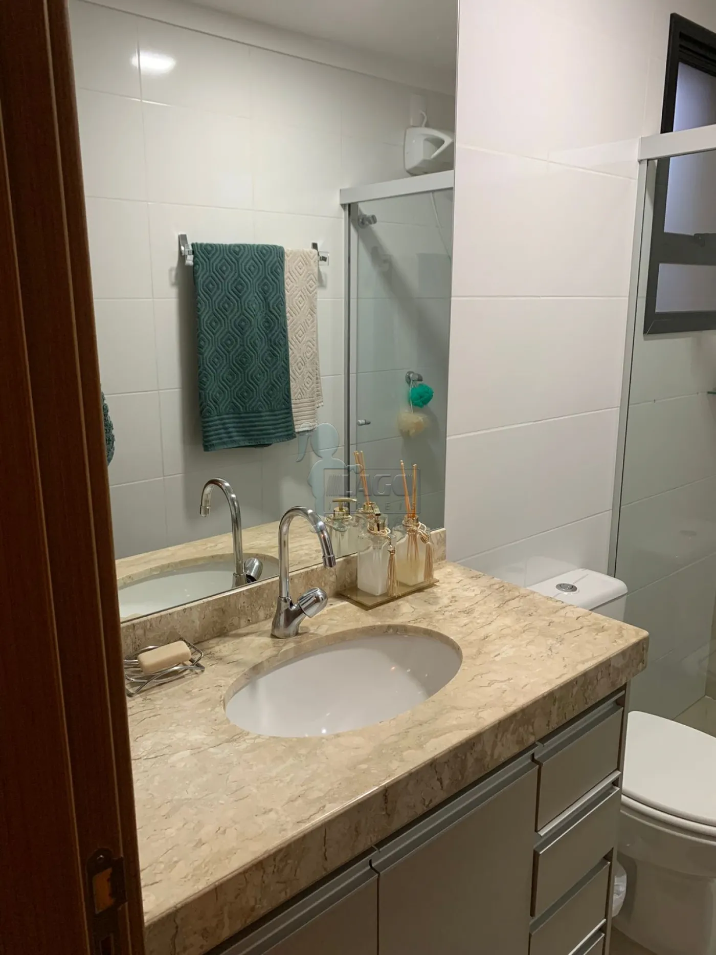 Comprar Apartamentos / Padrão em Ribeirão Preto R$ 657.600,00 - Foto 6