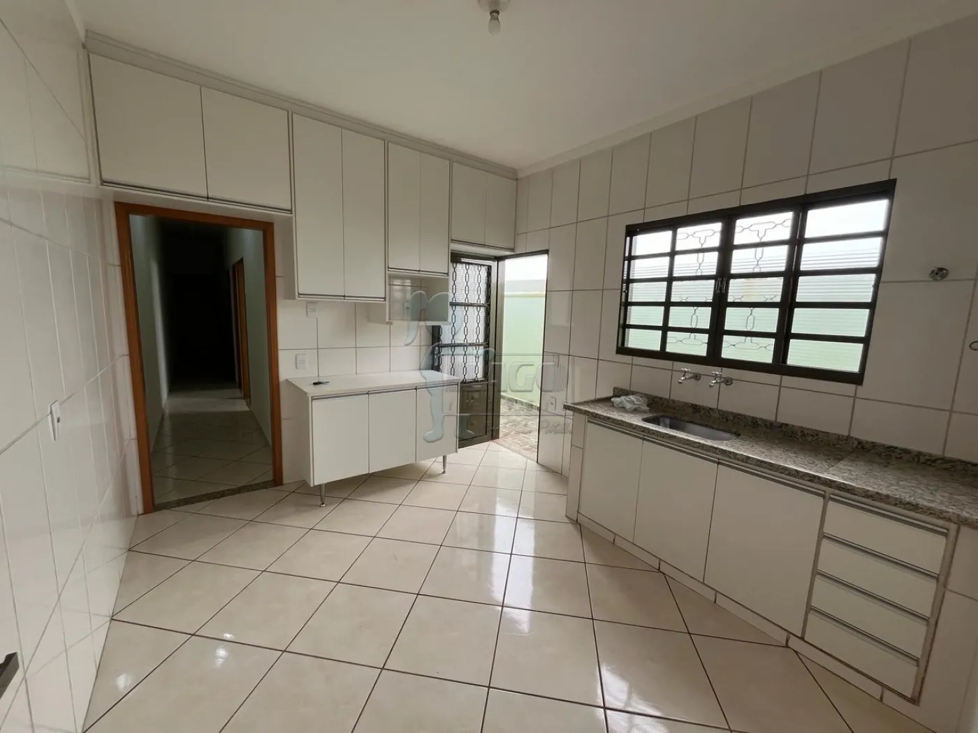 Comprar Casas / Padrão em Ribeirão Preto R$ 360.000,00 - Foto 5