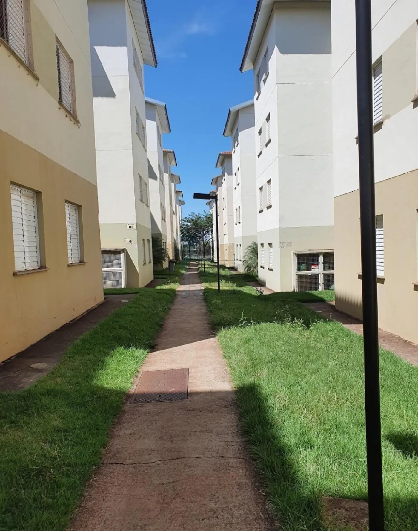 Comprar Apartamentos / Padrão em Ribeirão Preto R$ 135.000,00 - Foto 5