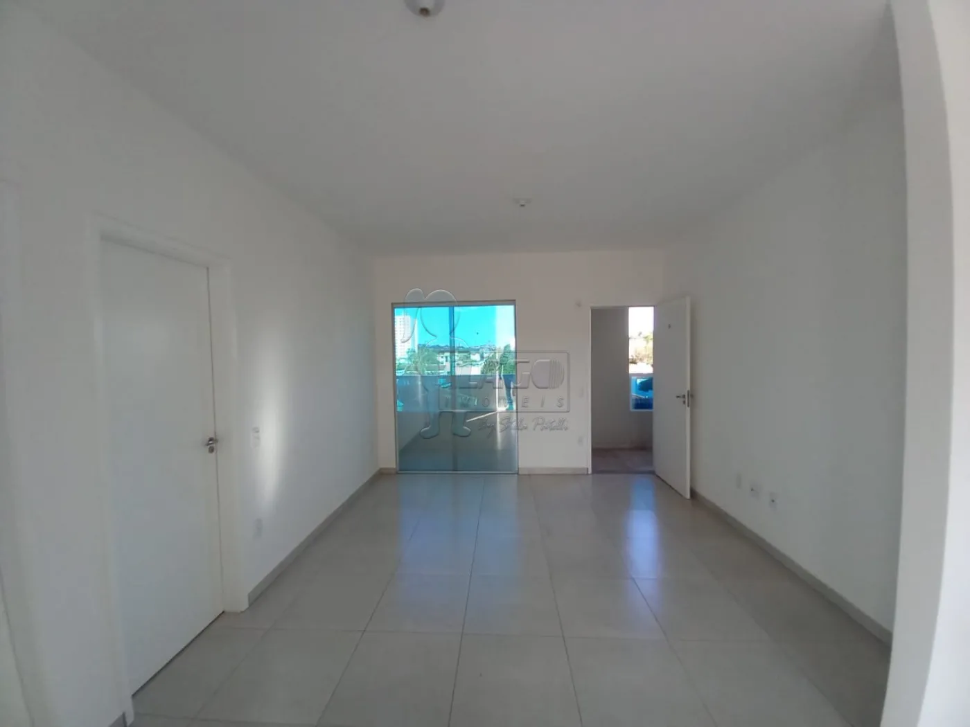 Alugar Apartamentos / Padrão em Ribeirão Preto R$ 2.000,00 - Foto 1