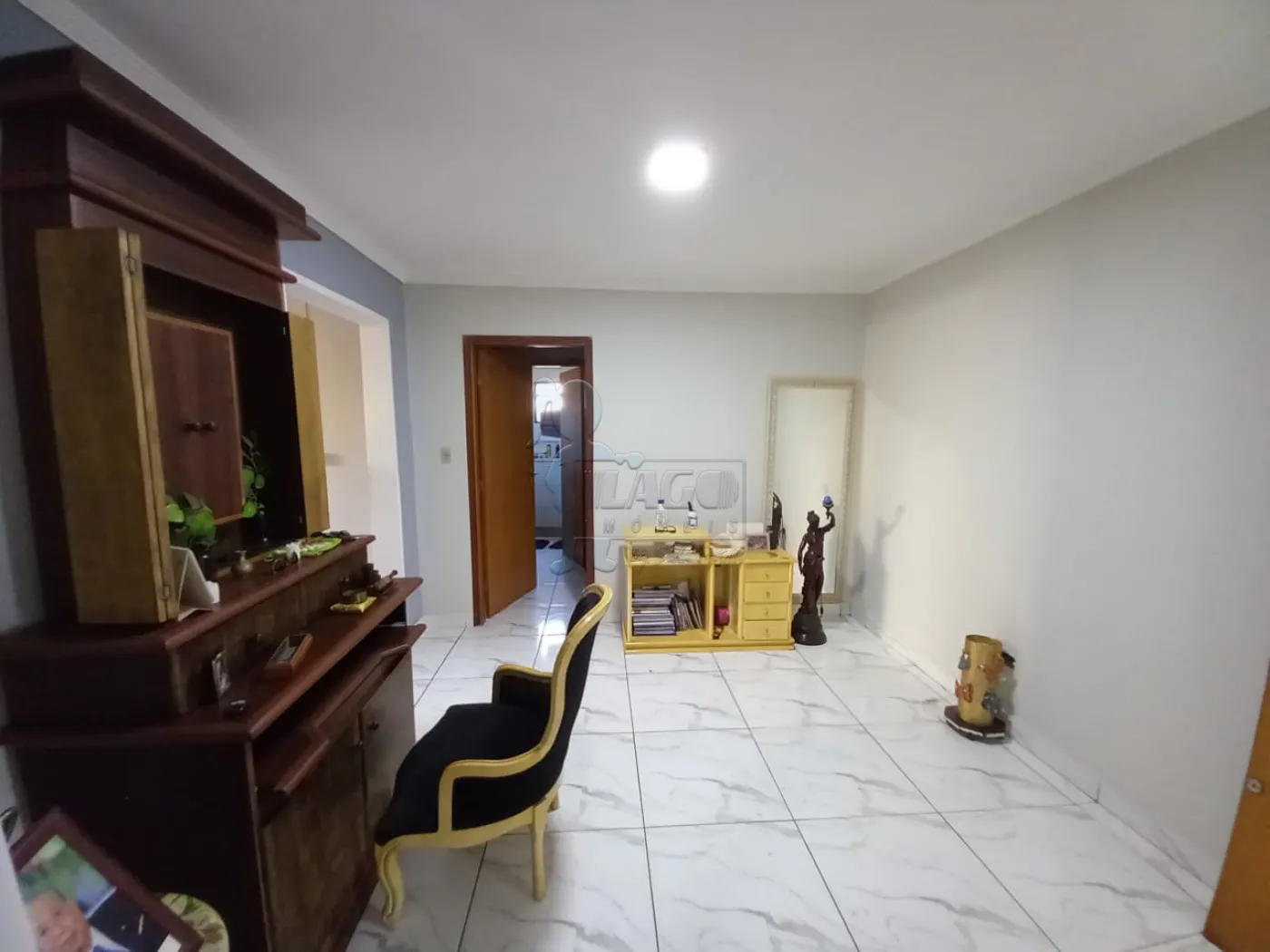 Alugar Casas / Padrão em Cravinhos R$ 2.000,00 - Foto 8