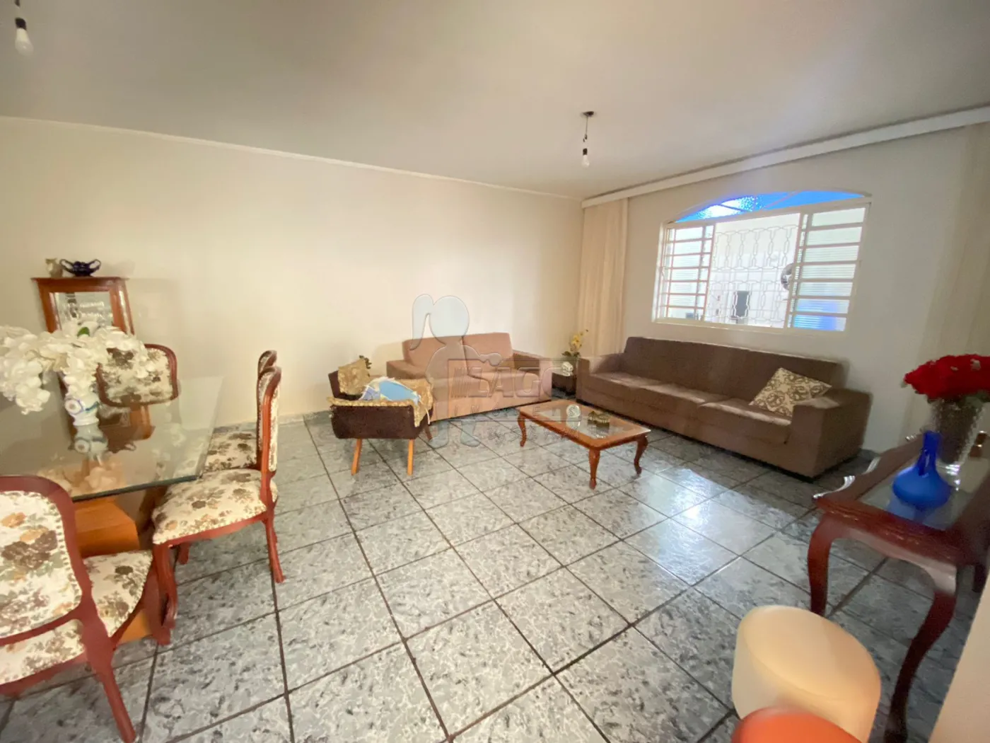 Comprar Casas / Padrão em Ribeirão Preto R$ 950.000,00 - Foto 10