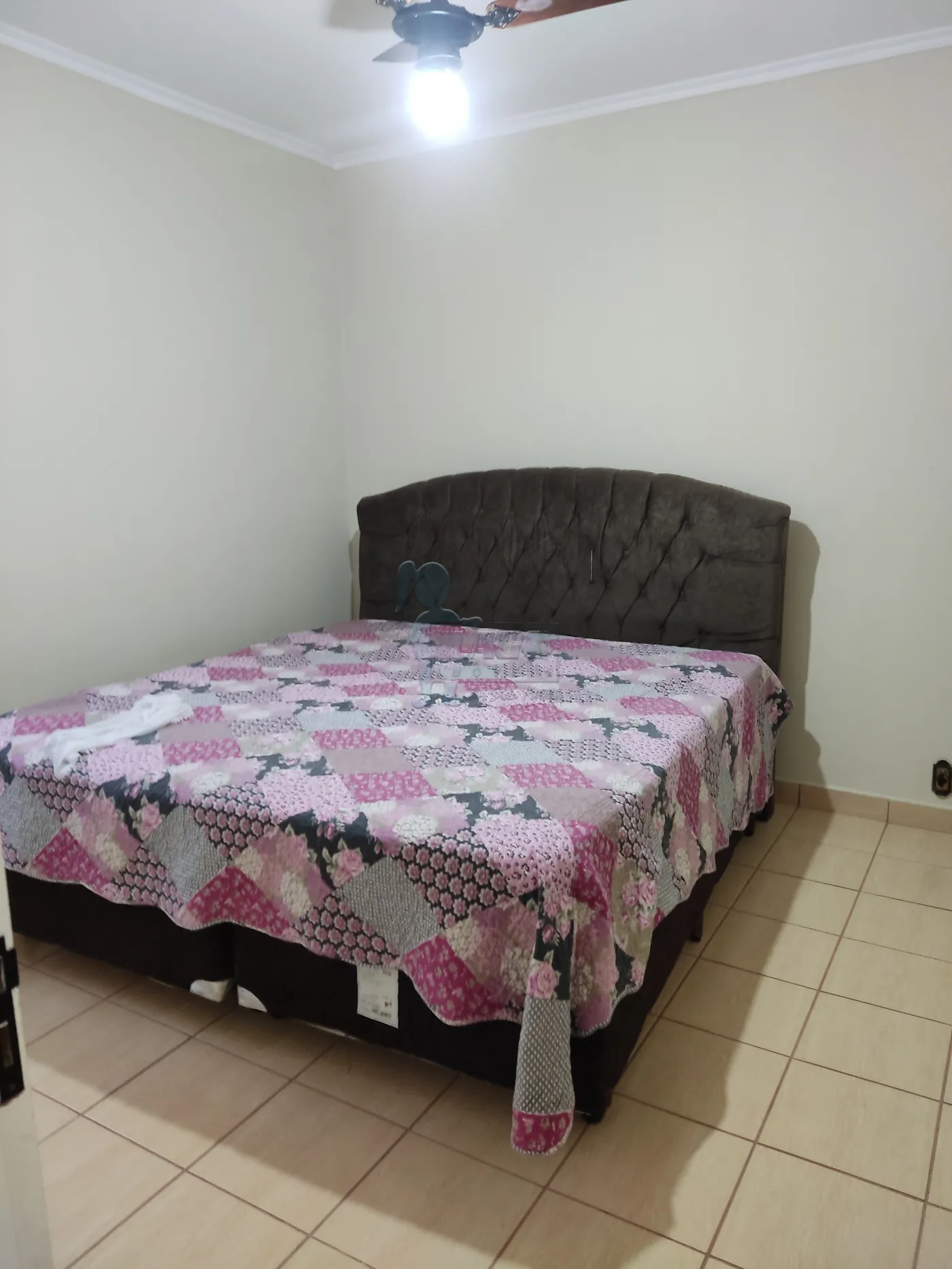 Alugar Casas / Padrão em Ribeirão Preto R$ 2.500,00 - Foto 9