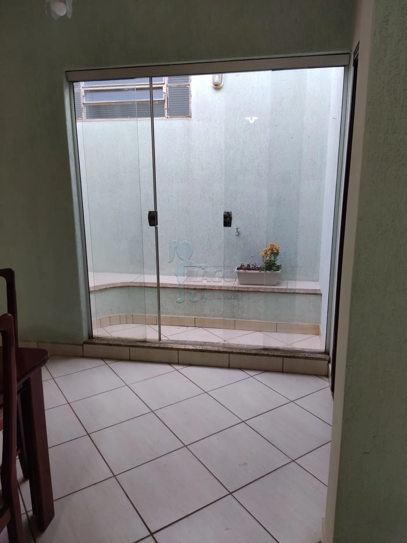 Alugar Casas / Padrão em Ribeirão Preto R$ 2.500,00 - Foto 4