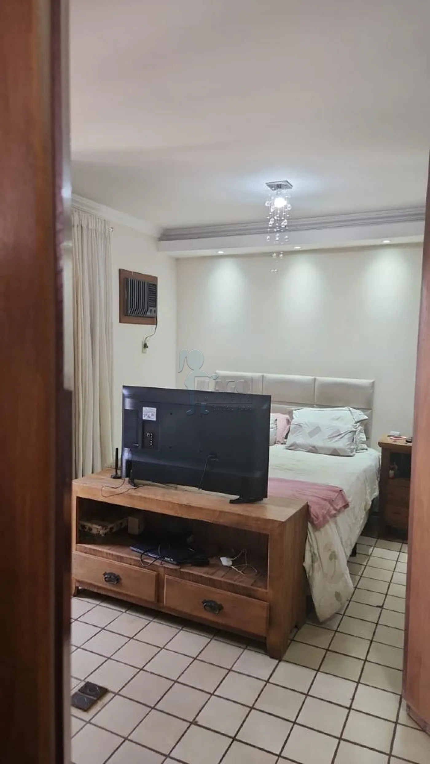 Alugar Apartamentos / Padrão em Ribeirão Preto R$ 1.700,00 - Foto 4