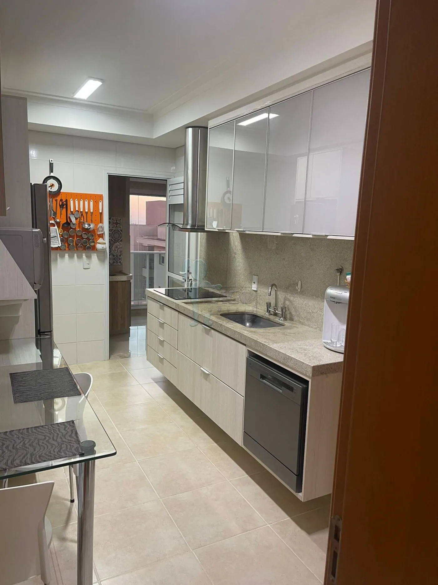 Comprar Apartamentos / Padrão em Ribeirão Preto R$ 1.030.000,00 - Foto 8