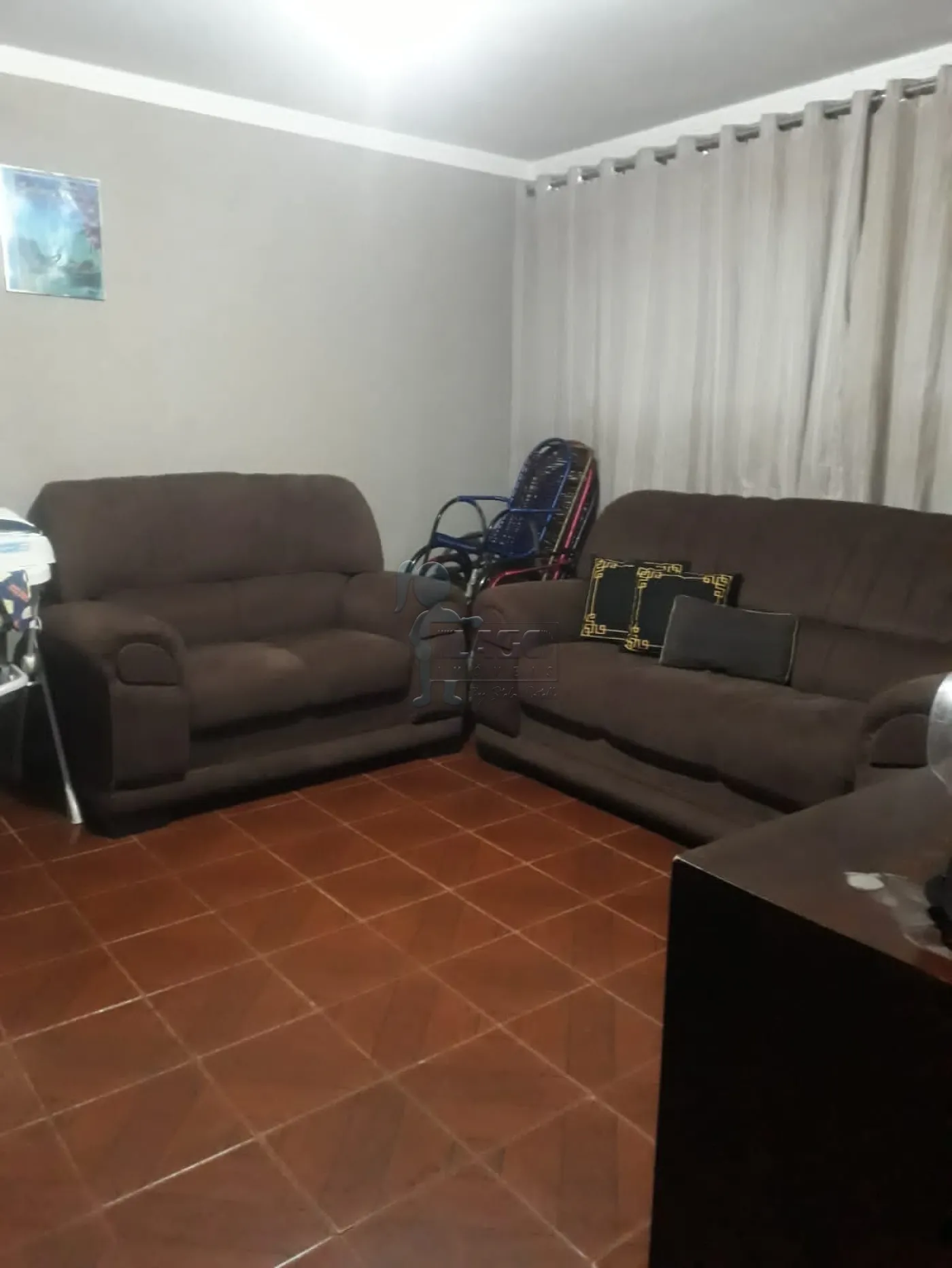 Comprar Casas / Padrão em Ribeirão Preto R$ 400.000,00 - Foto 1