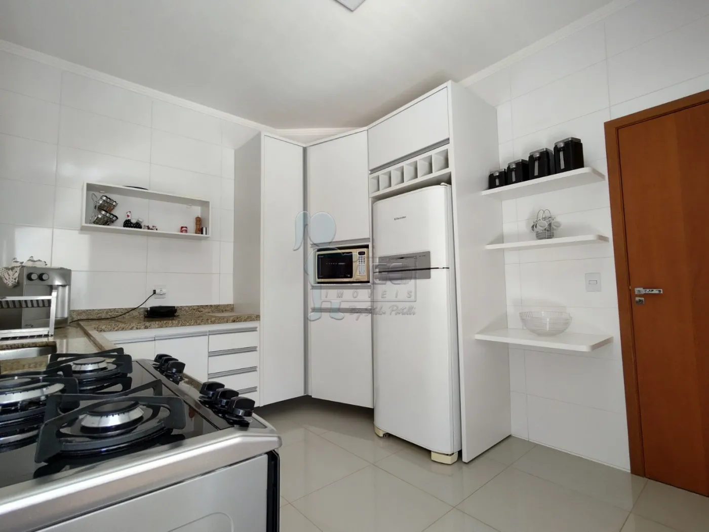 Comprar Casas / Padrão em Ribeirão Preto R$ 590.000,00 - Foto 5