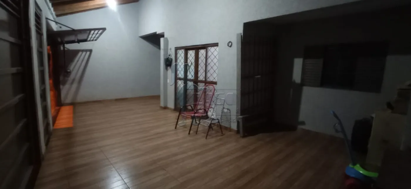 Comprar Casas / Padrão em Ribeirão Preto R$ 370.000,00 - Foto 1