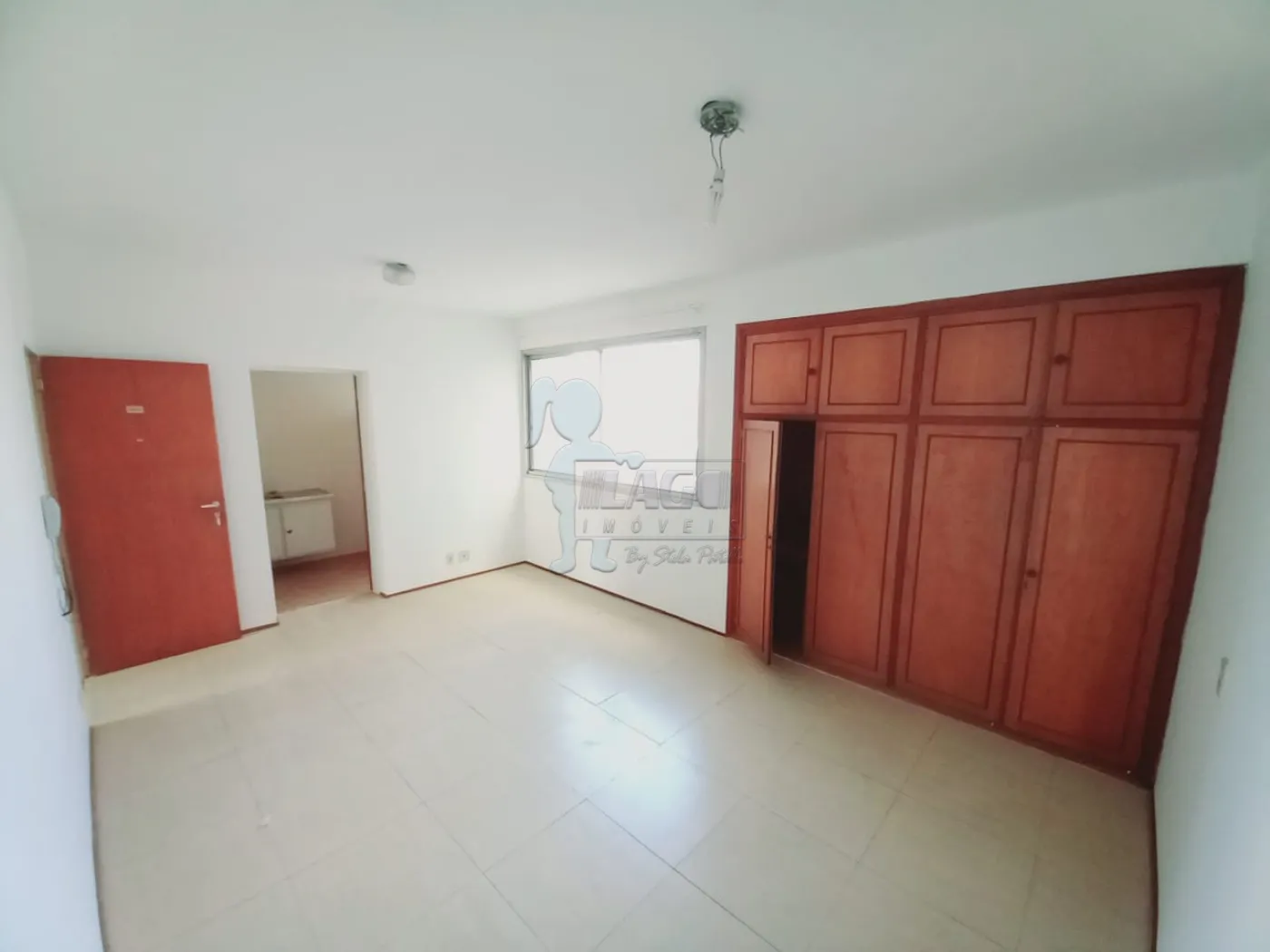 Alugar Apartamentos / Padrão em Ribeirão Preto R$ 950,00 - Foto 2