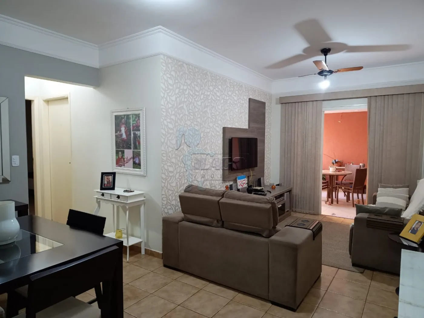 Comprar Apartamentos / Padrão em Ribeirão Preto R$ 318.000,00 - Foto 1