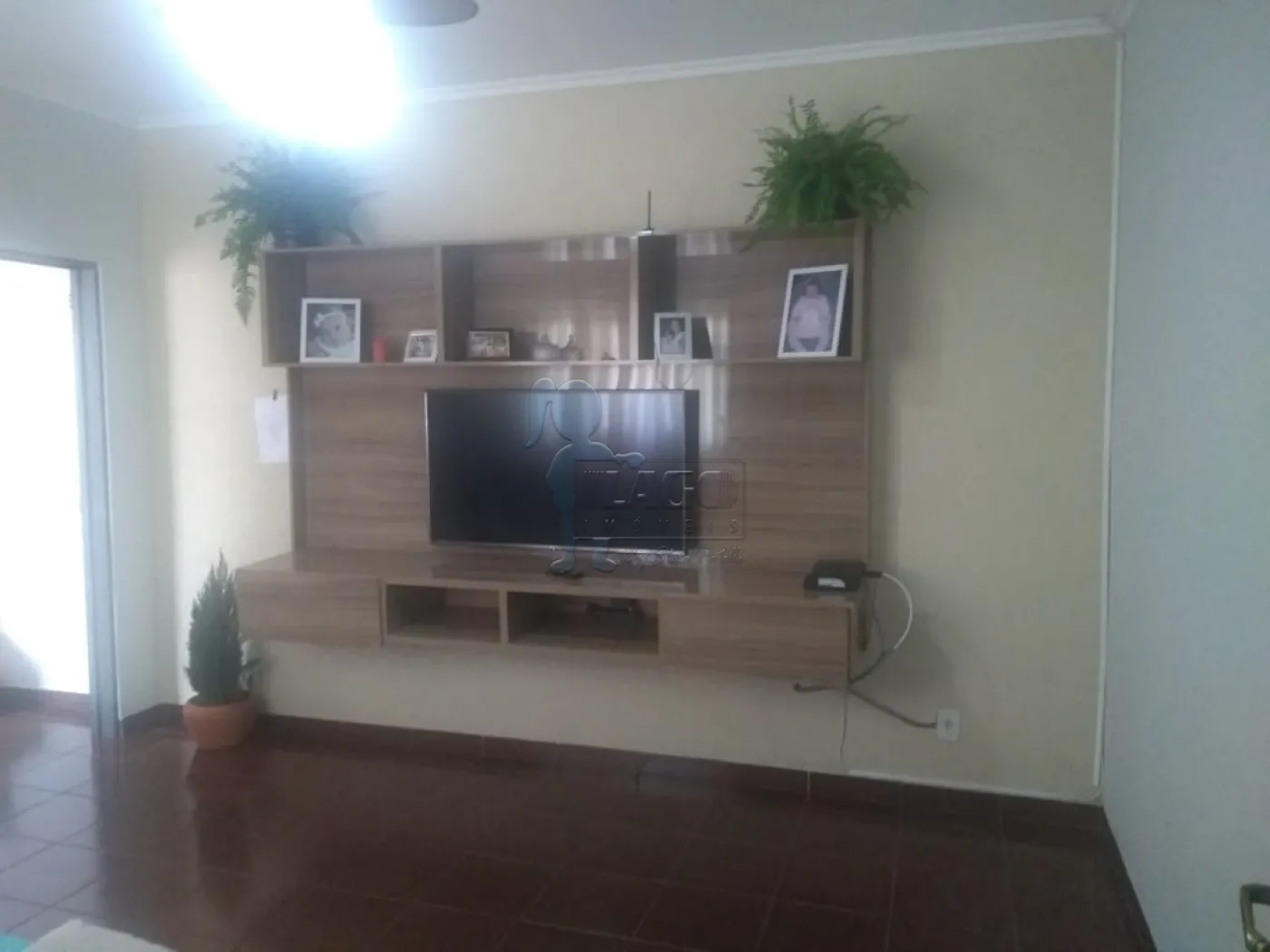 Comprar Casas / Padrão em Ribeirão Preto R$ 299.000,00 - Foto 2