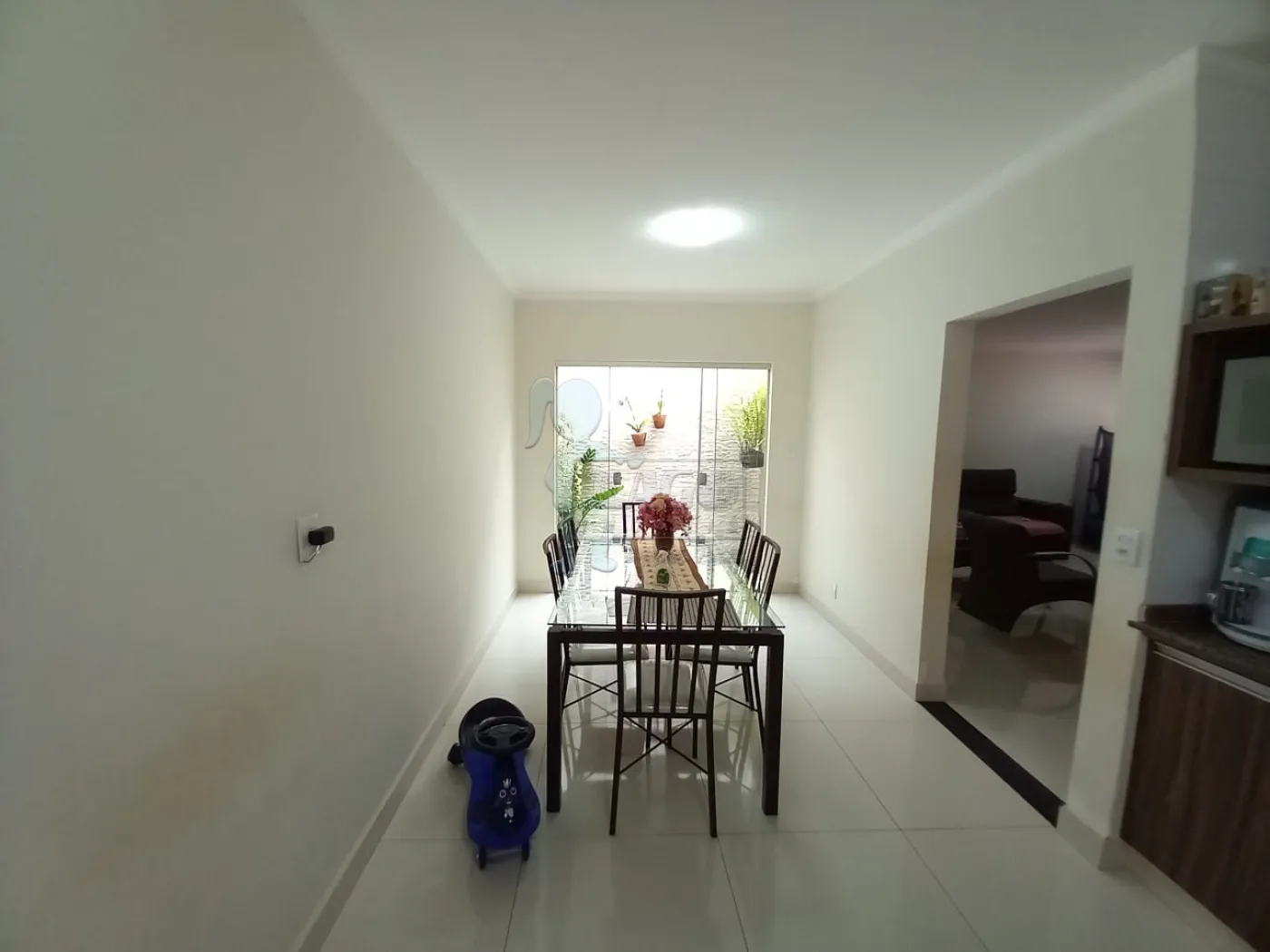 Comprar Casas / Padrão em Ribeirão Preto R$ 480.000,00 - Foto 3