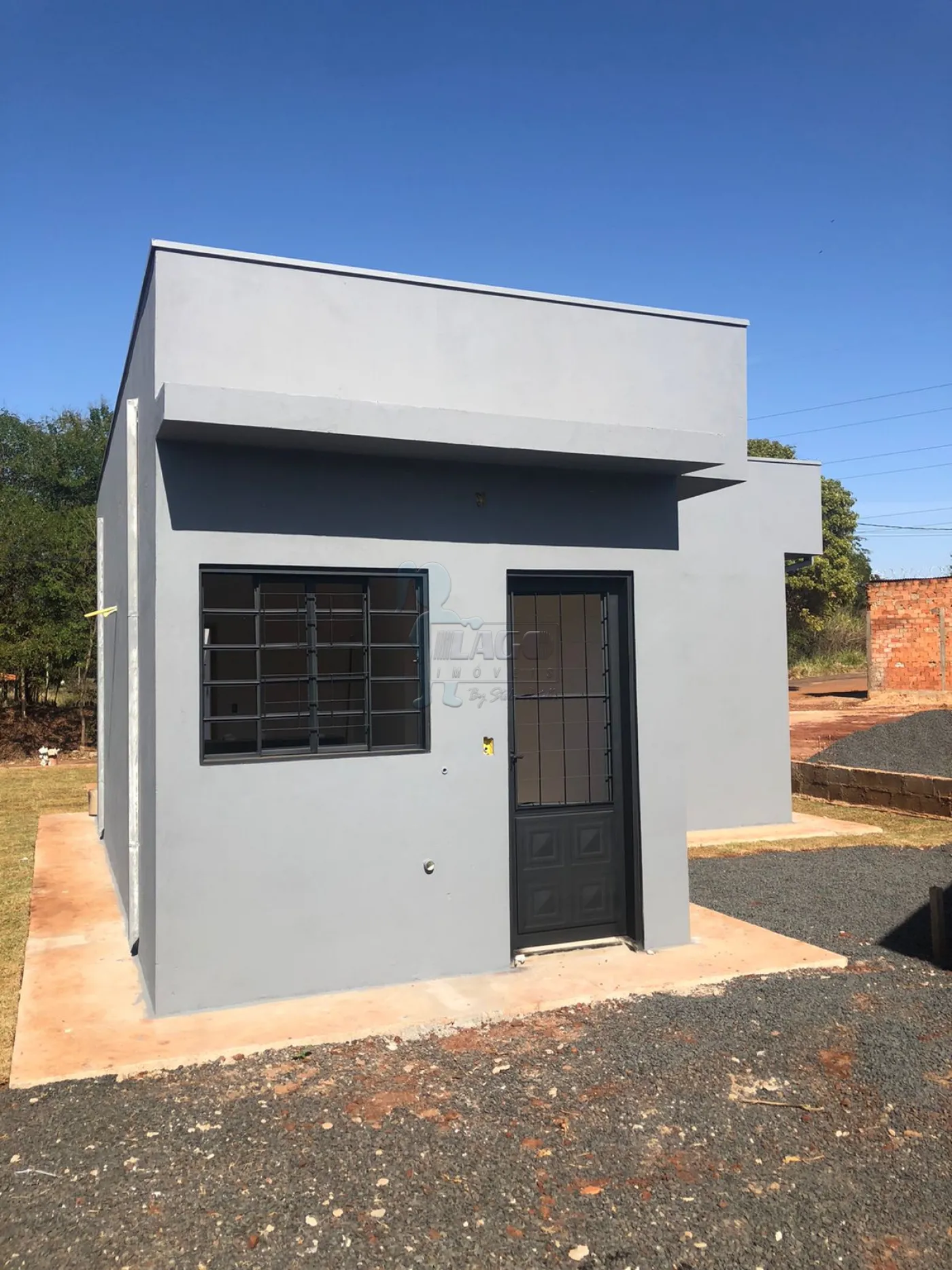Comprar Casas / Padrão em Ribeirão Preto R$ 225.000,00 - Foto 1