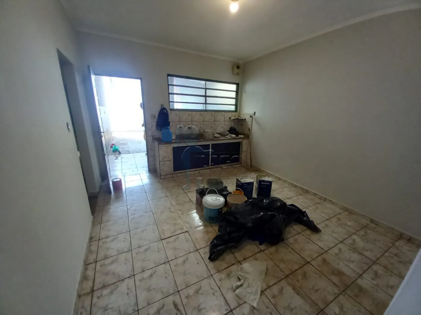 Alugar Casas / Padrão em Ribeirão Preto R$ 1.000,00 - Foto 6