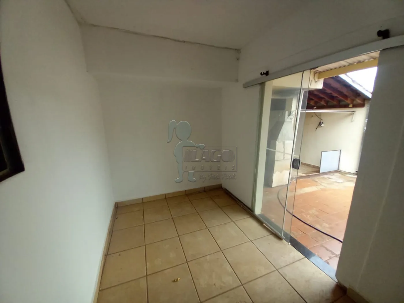 Alugar Casas / Padrão em Ribeirão Preto R$ 1.300,00 - Foto 6