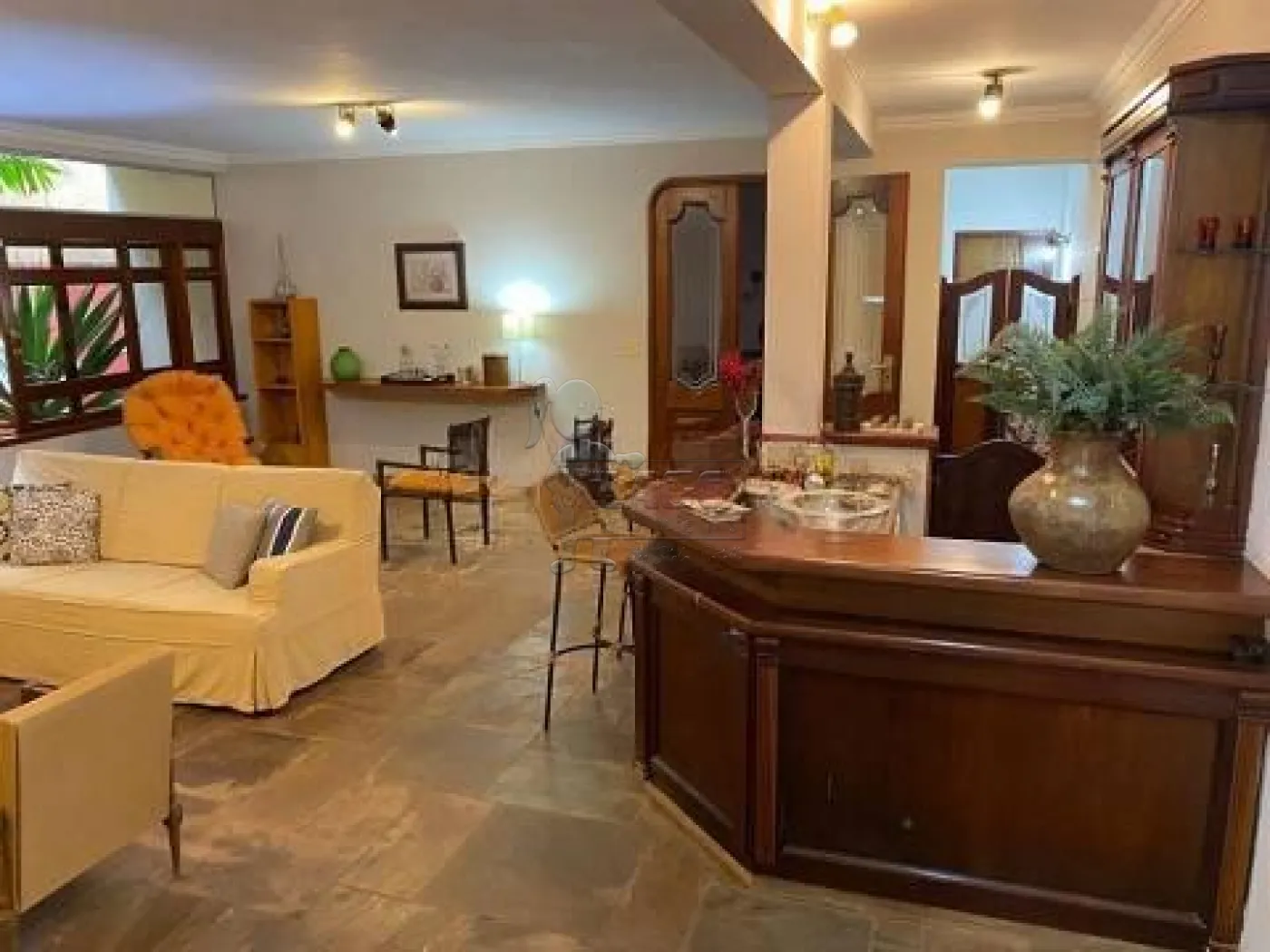 Comprar Casas / Padrão em Ribeirão Preto R$ 990.000,00 - Foto 4