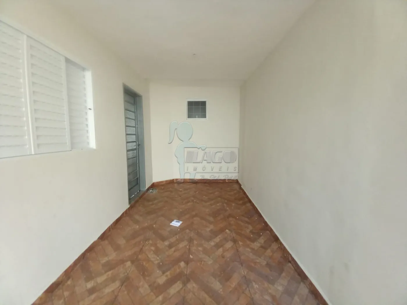 Comprar Casas / Padrão em Ribeirão Preto R$ 215.000,00 - Foto 1