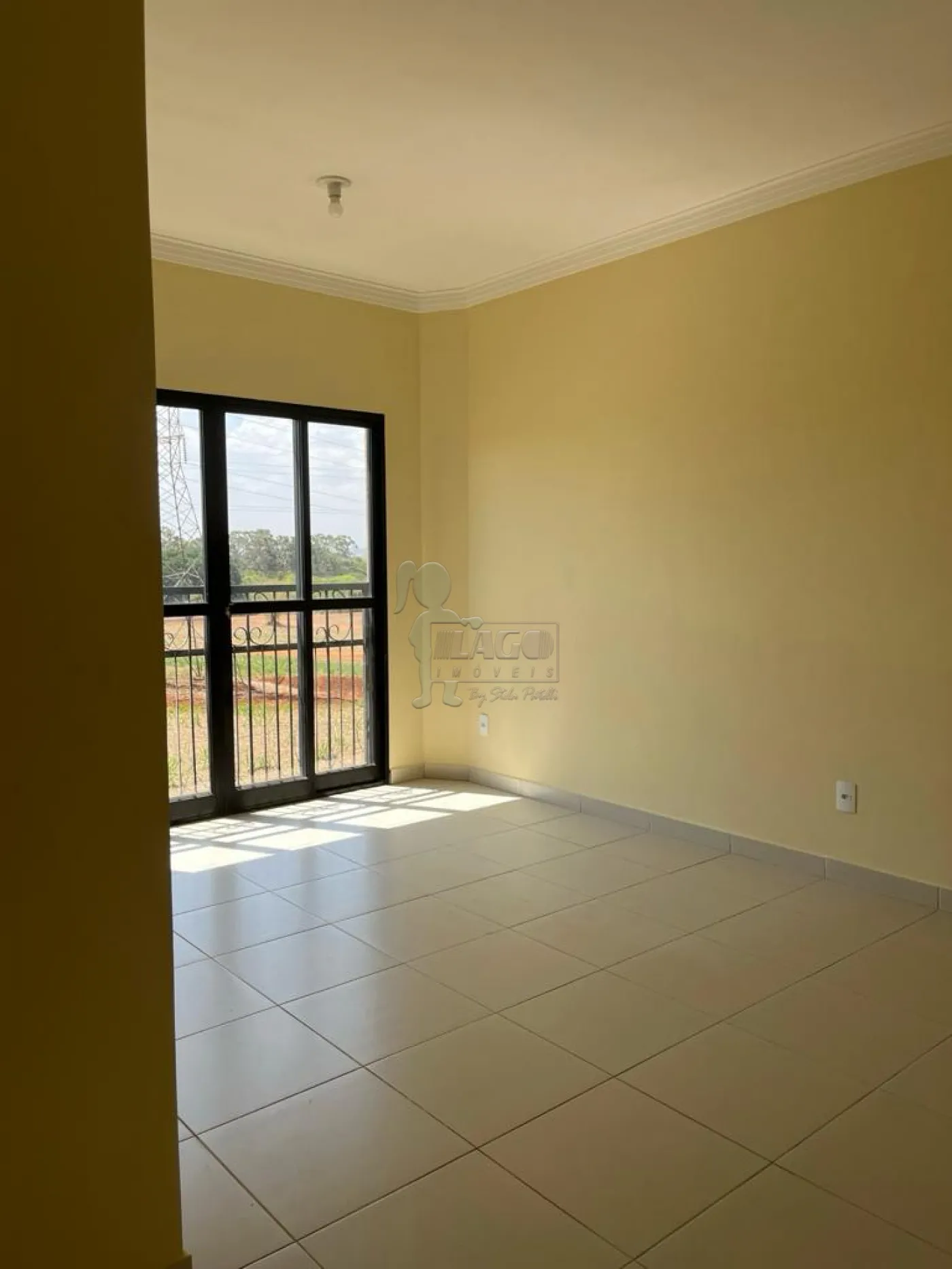 Alugar Apartamentos / Padrão em Ribeirão Preto R$ 1.500,00 - Foto 2