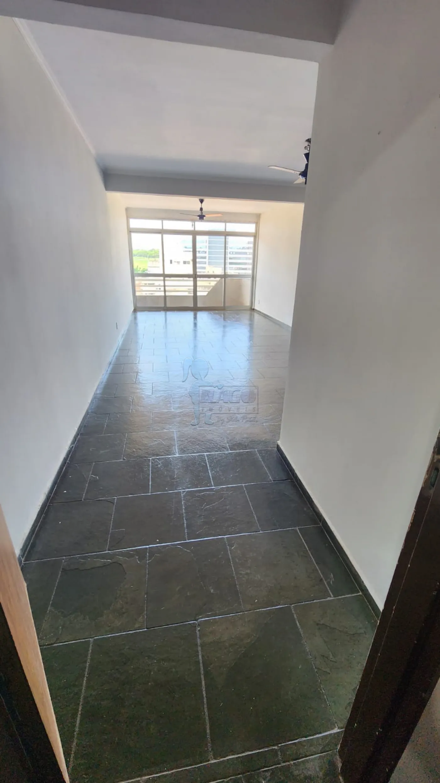 Comprar Apartamentos / Padrão em Ribeirão Preto R$ 330.000,00 - Foto 2