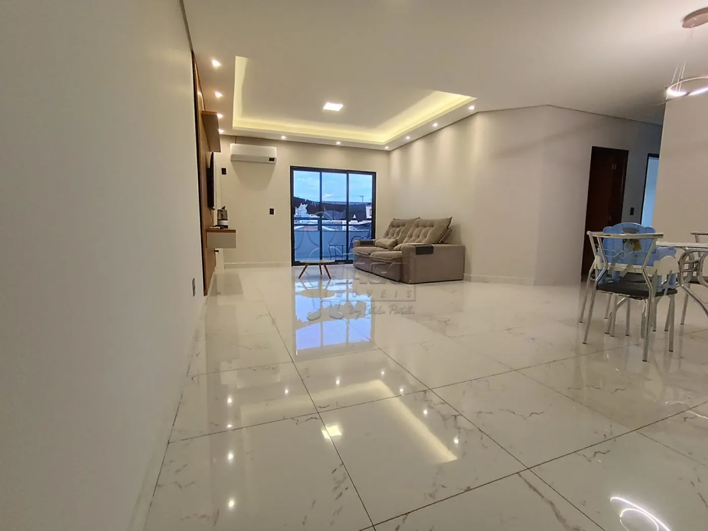 Comprar Apartamentos / Padrão em Ribeirão Preto R$ 380.000,00 - Foto 1