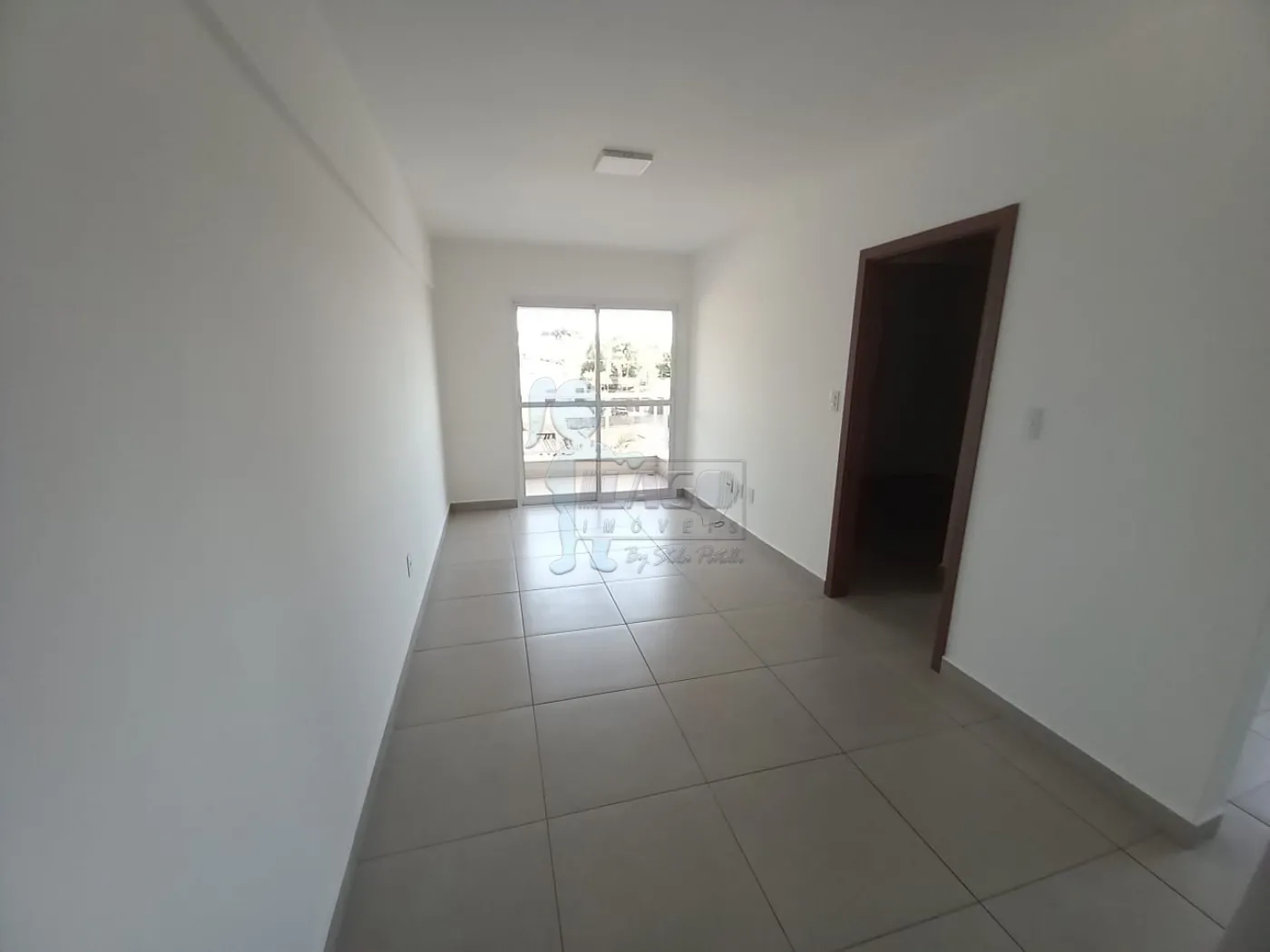 Alugar Apartamentos / Padrão em Ribeirão Preto R$ 1.700,00 - Foto 2