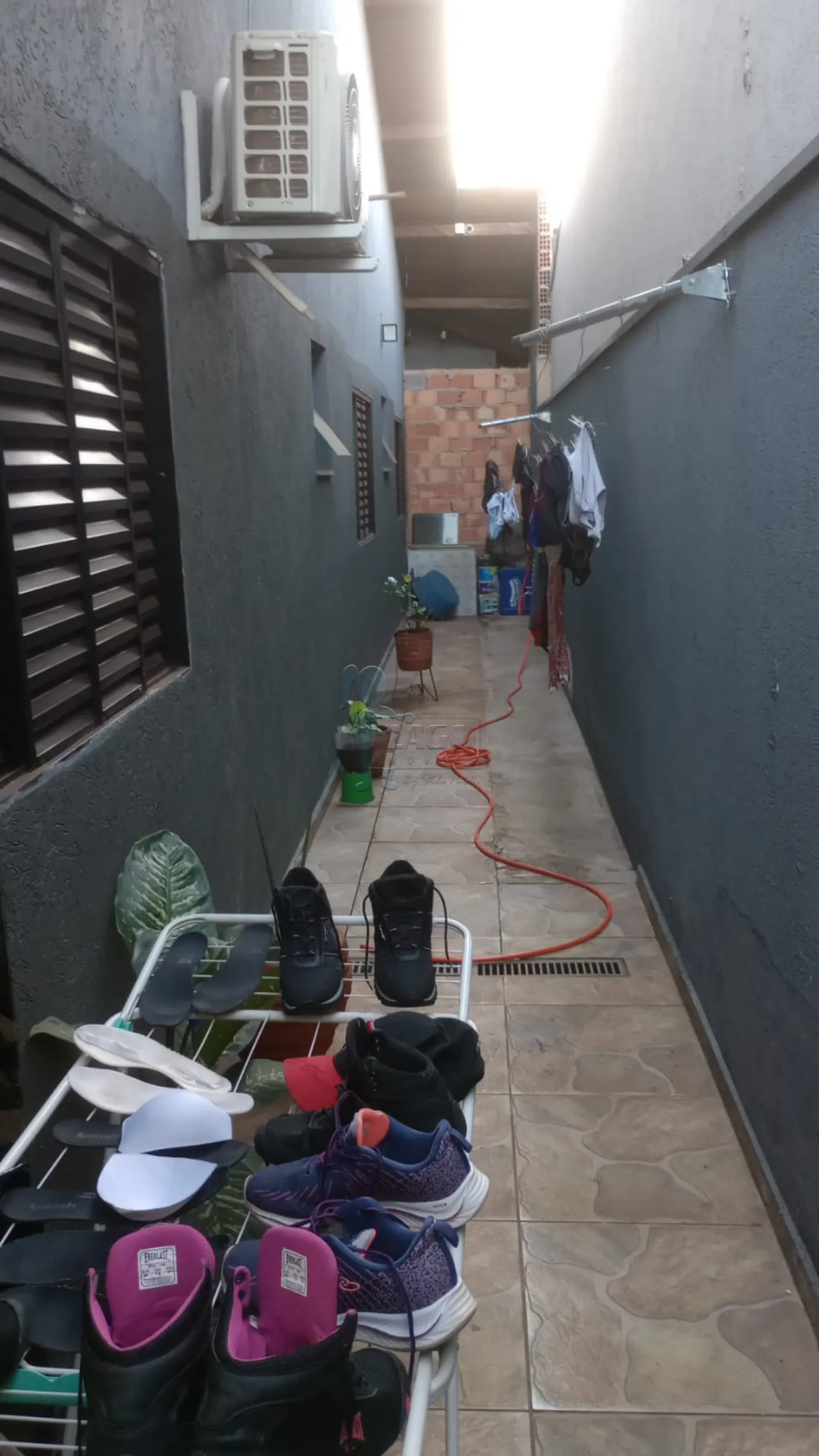 Comprar Casas / Padrão em Ribeirão Preto R$ 450.000,00 - Foto 4