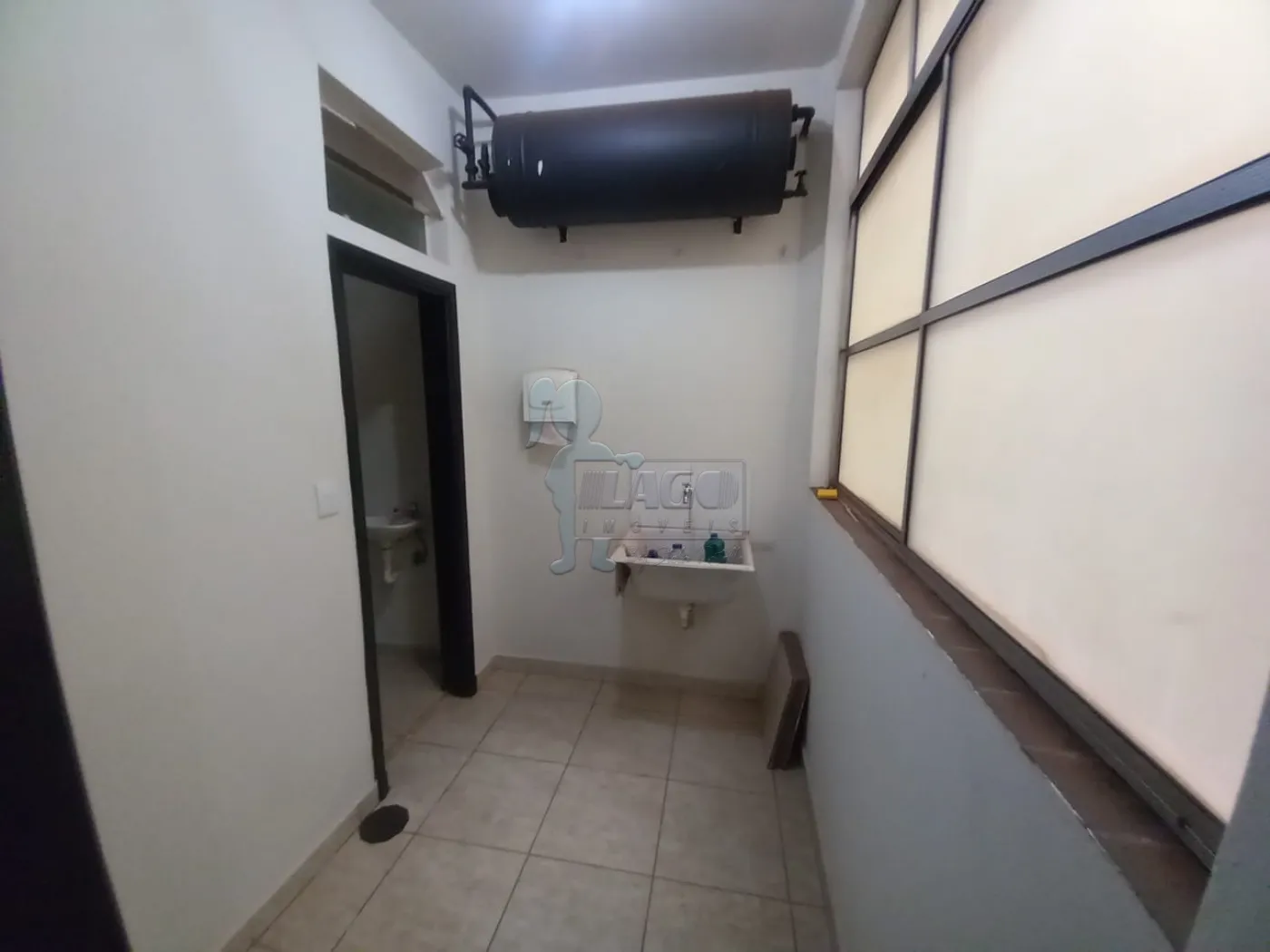 Alugar Apartamentos / Padrão em Ribeirão Preto R$ 1.900,00 - Foto 4