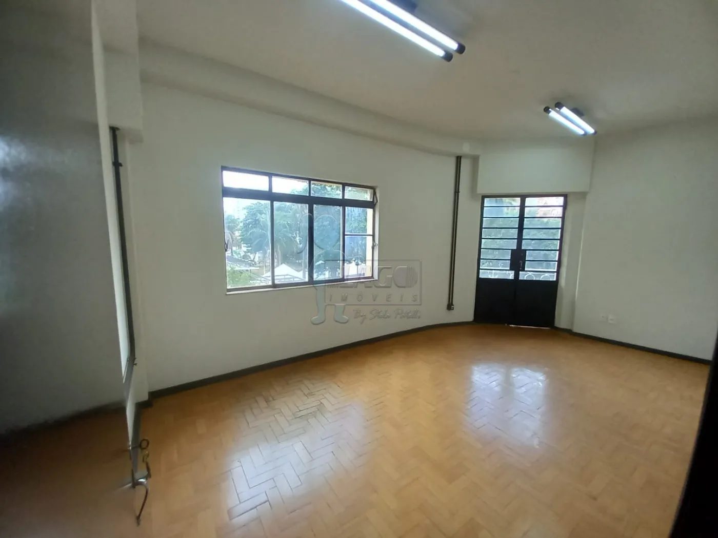 Alugar Apartamentos / Padrão em Ribeirão Preto R$ 1.900,00 - Foto 3